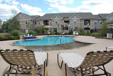 Washington Village Apartments 9-2009 005_thumb.jpg